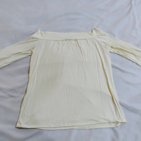 Sunny Leigh Women's Light Yellow Boatneck Long Sleeve Top - Picture 6 of 8